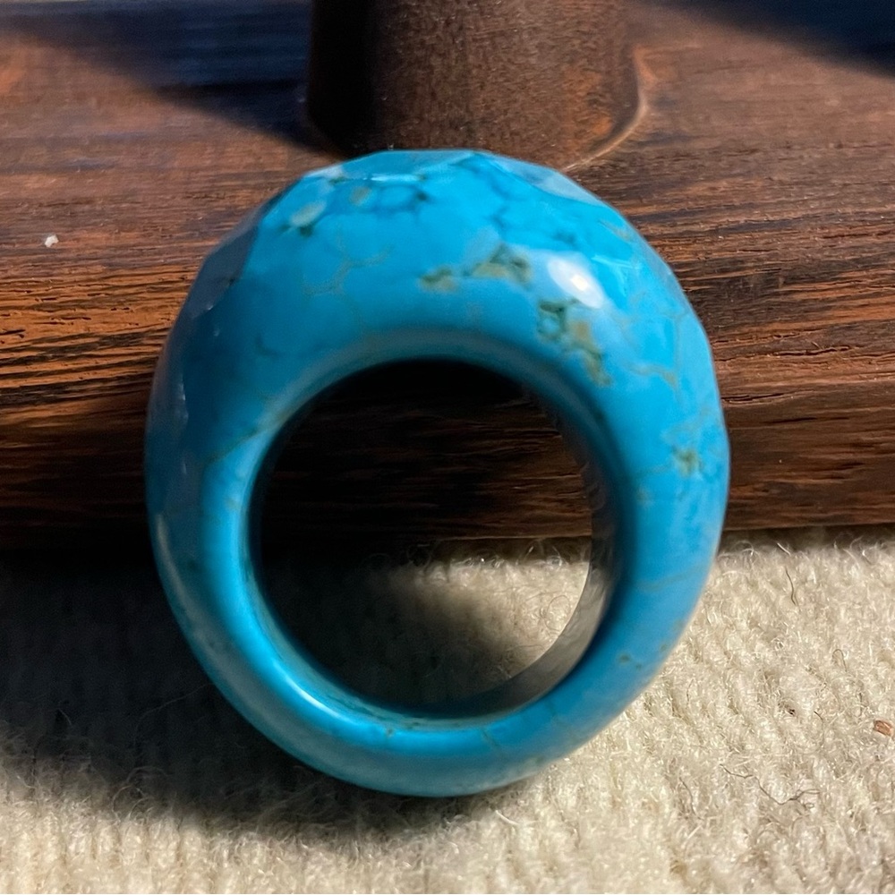 Natural Turquoise Dome Ring Solid SZ 6-7 weighs 15.6 Grams. One of a kind Ring - Picture 4 of 6